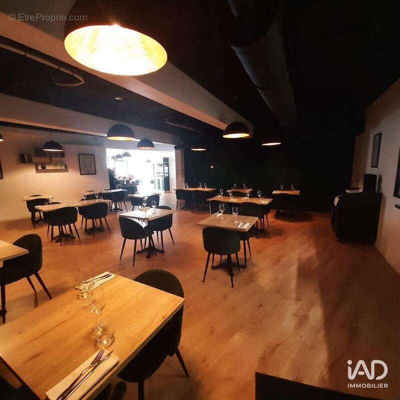 Photo 5 - Commerce à CARHAIX-PLOUGUER