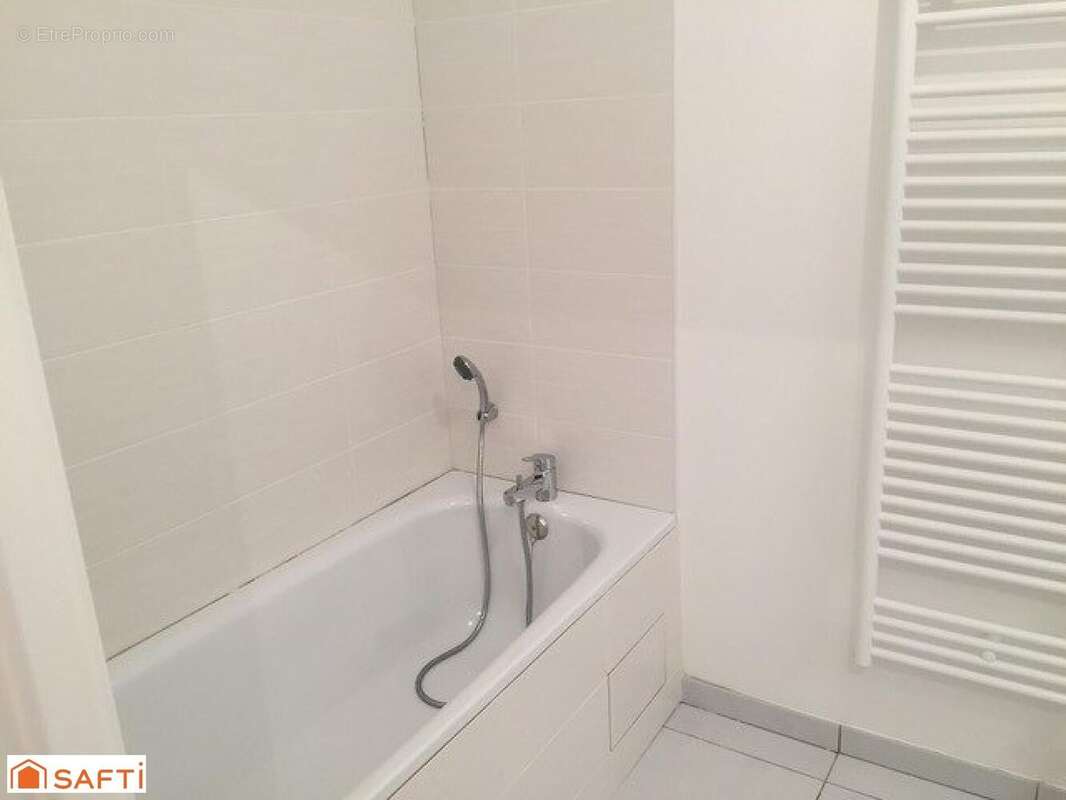 Photo 2 - Appartement à ROSNY-SUR-SEINE