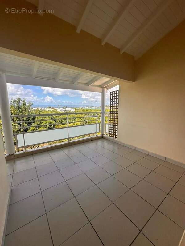 Appartement à LE GOSIER