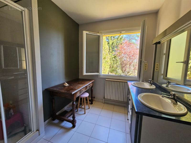Maison à TRELISSAC