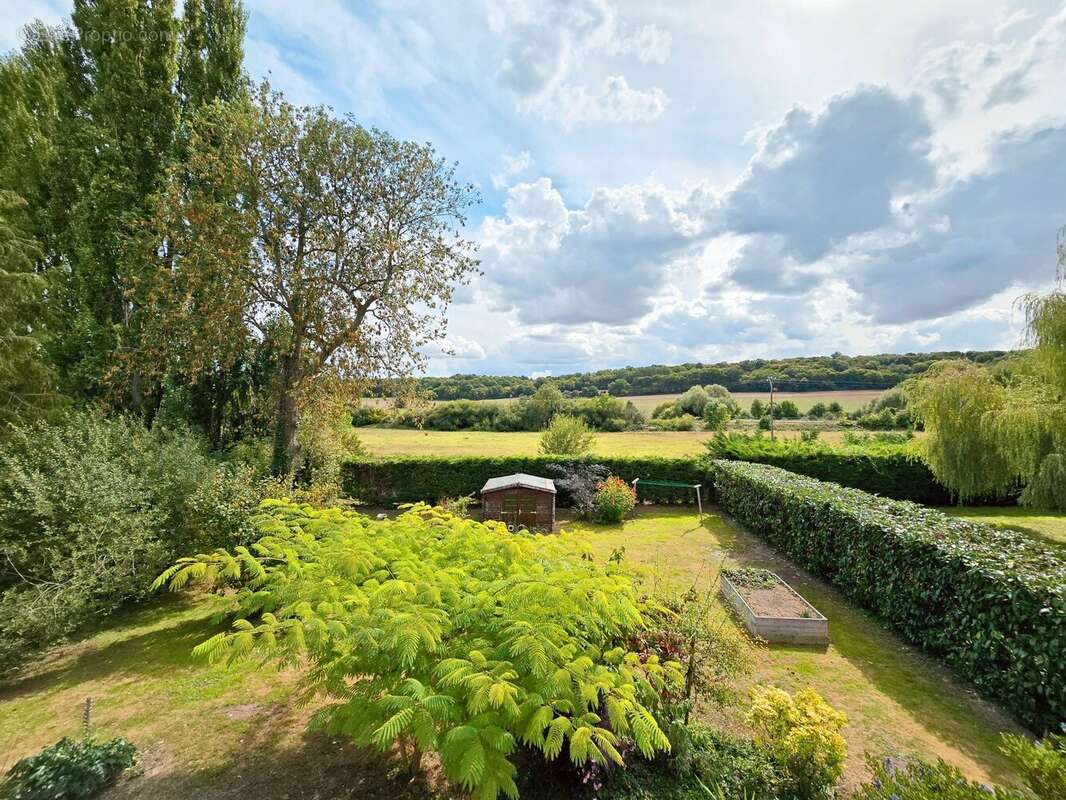 Maison à ARNIERES-SUR-ITON