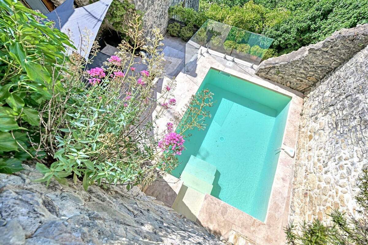 Maison 300 m² à La Roque-Sur-Ceze  - photo 47