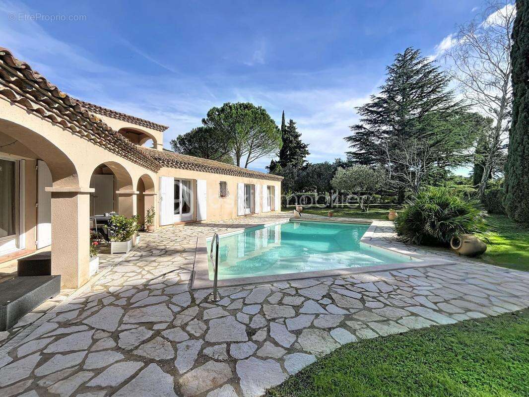 Maison à NIMES