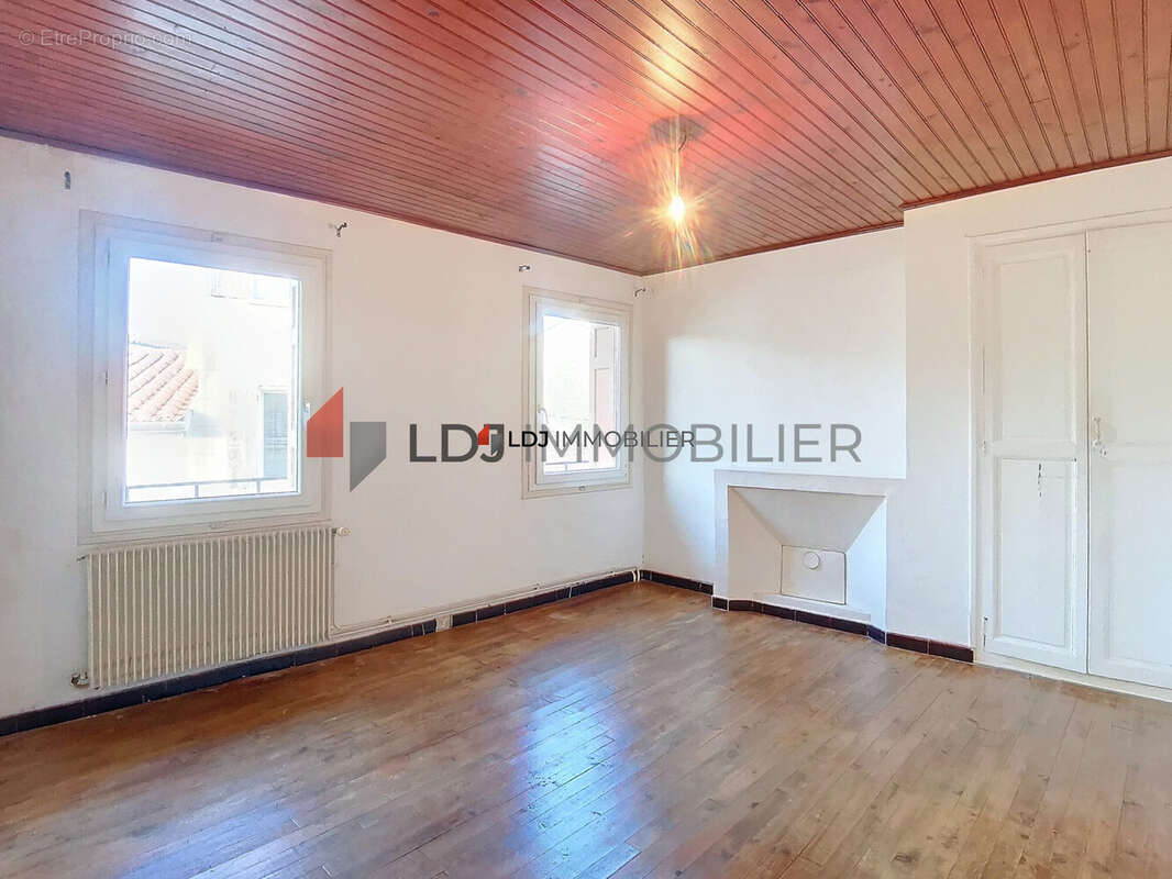 Maison 98 m² à Prades  - photo 2