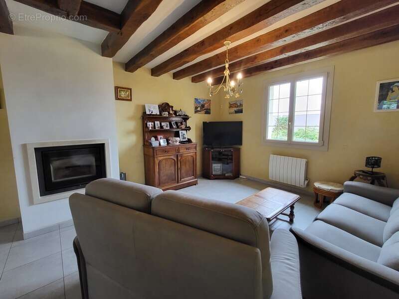 Maison 7 pièces à Parigné le pôlin (72) 5 MN GUECELARD - photo 3