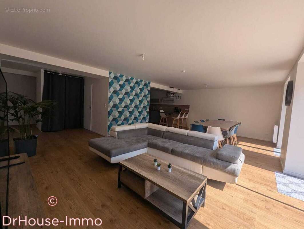 Maison à BELLEVILLE-SUR-VIE