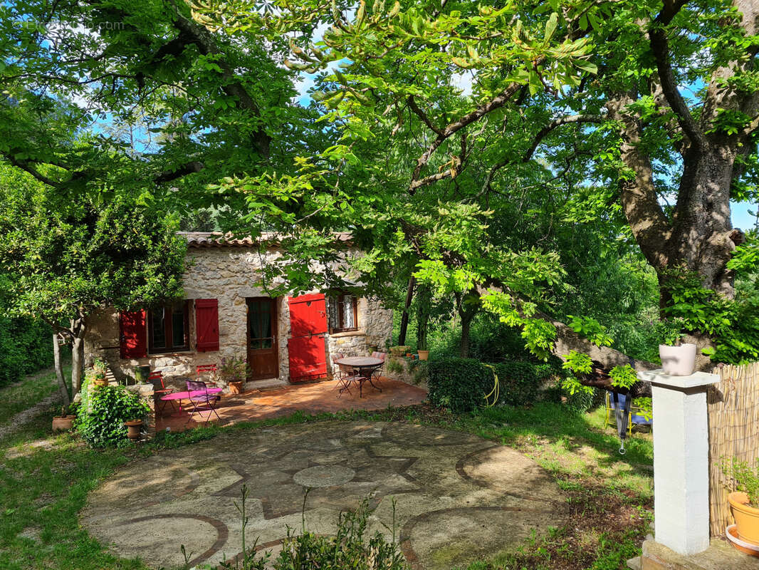 Maison à BOISSET-ET-GAUJAC