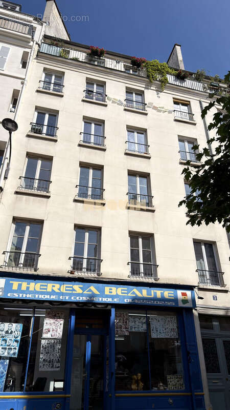 Appartement à PARIS-18E