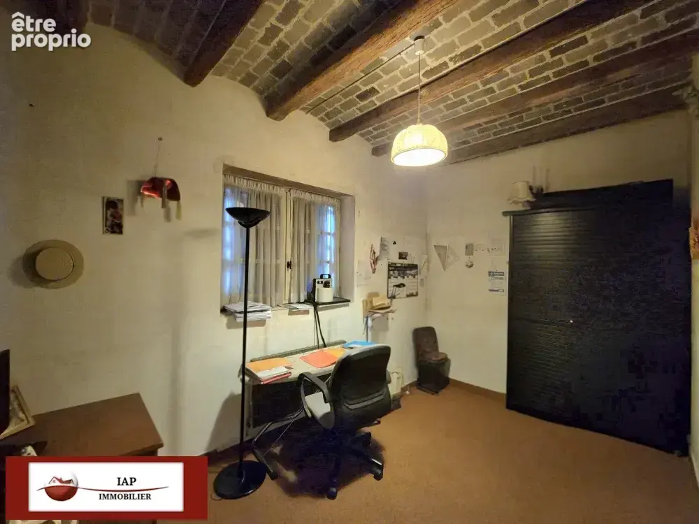 Située à 6 Km d'ORGERUS Maison ancienne de caractère avec grandes dépendances - photo 11