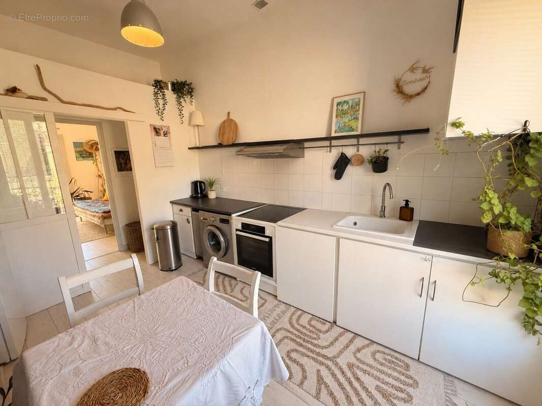 Agde - grand t3 - entierement renove - terrasse - photo 5