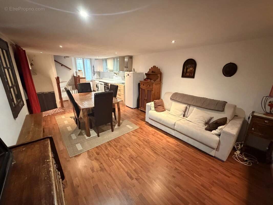 Appartement à ENTREVAUX