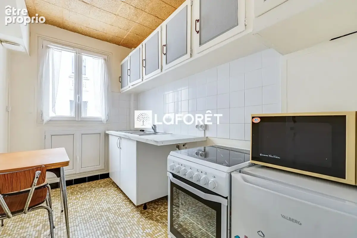 Appartement Paris 1 pièce(s)  26 m² - photo 8