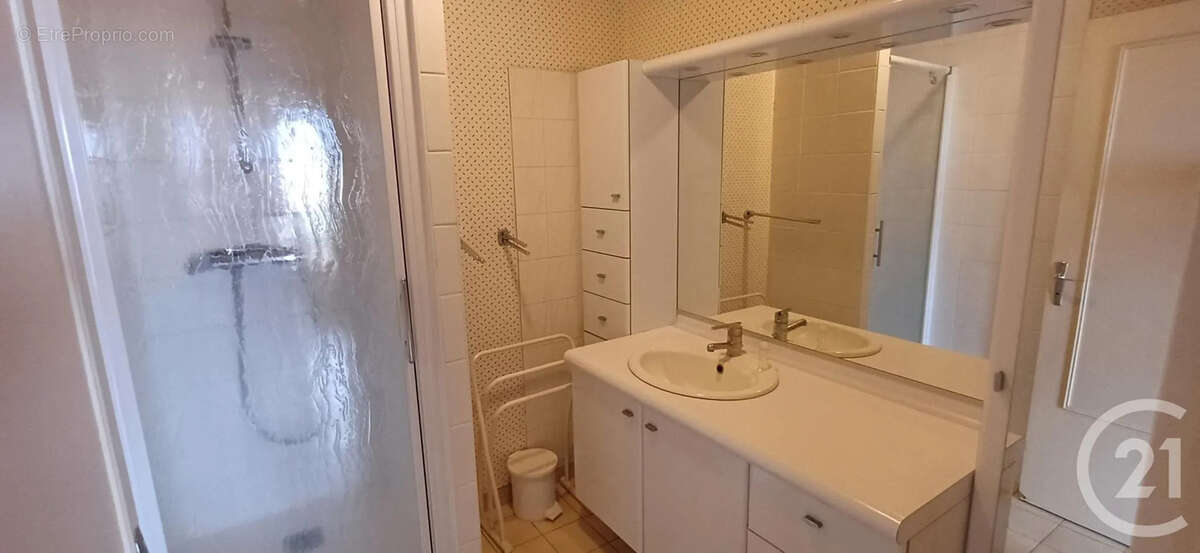 Appartement à SAINT-ANDRE-LES-VERGERS