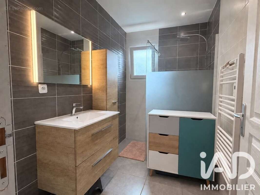 Maison 88 m² à La Colombe  - photo 8