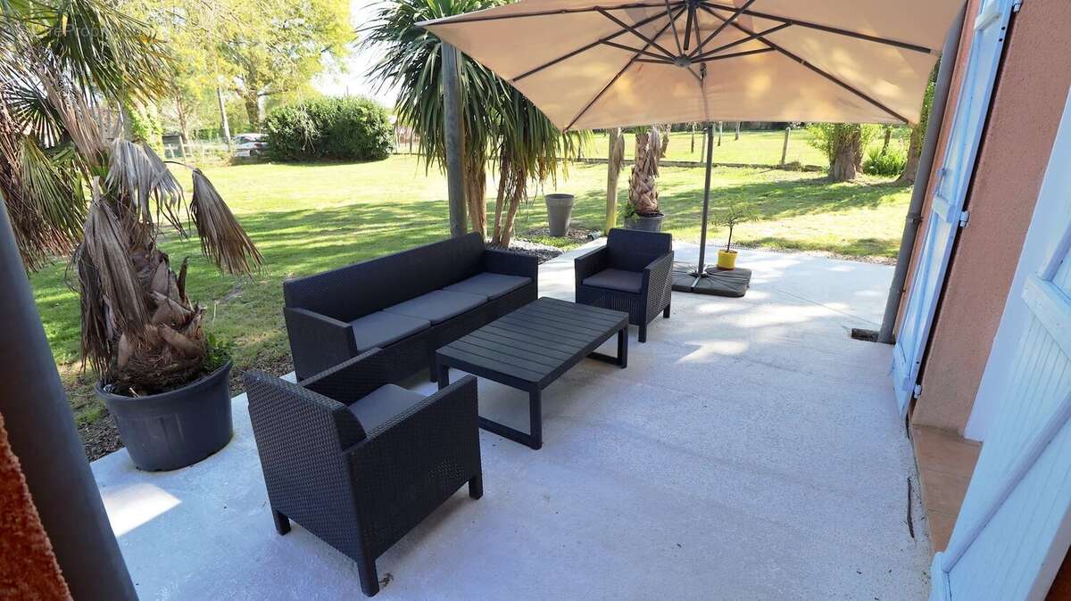 Maison à SAINT-AIGULIN