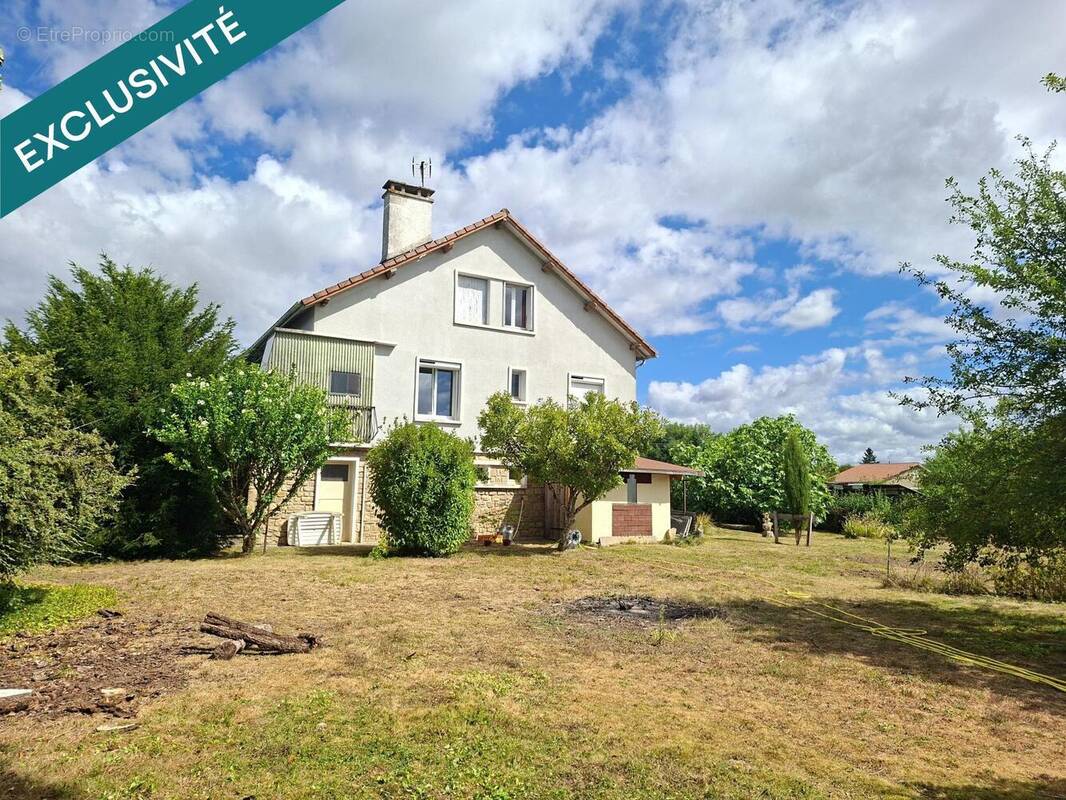 Photo 1 - Maison à LANUEJOULS