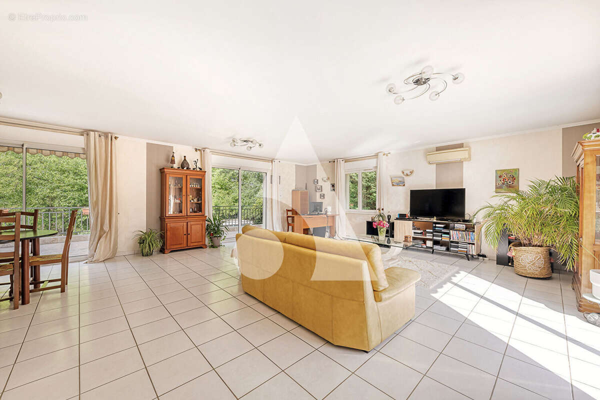 Maison à SAINT-DENIS-DE-PILE