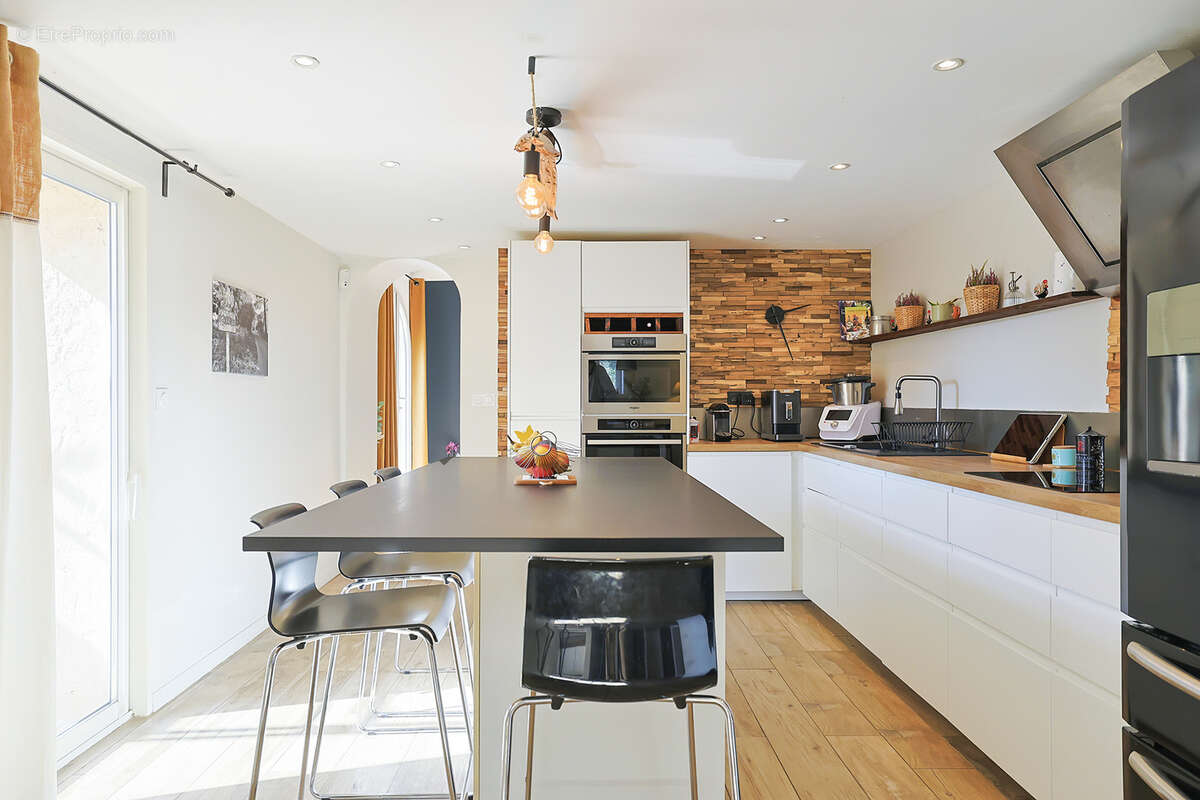 Maison à CARQUEIRANNE