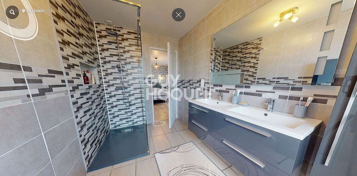 Maison à SAINT-HELEN