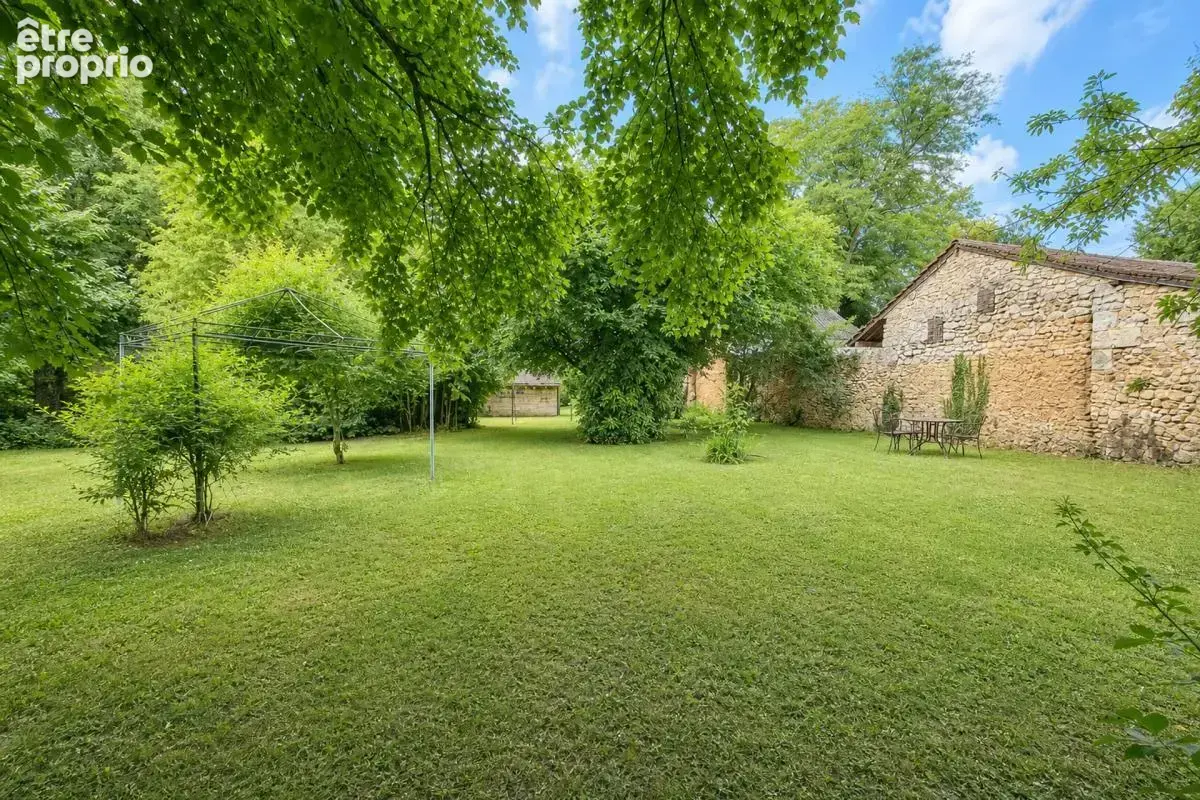 Maison de 7 pièces de 209 m² à Nogent-le-Rotrou - photo 3