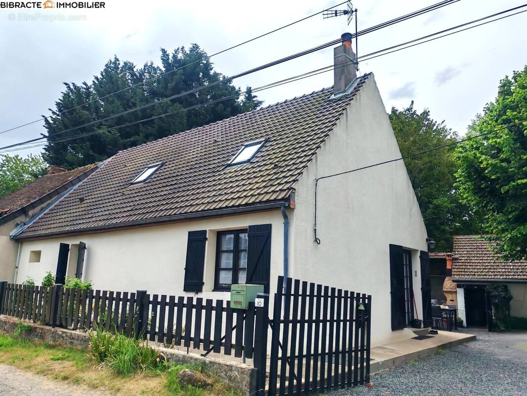 Maison à REMILLY