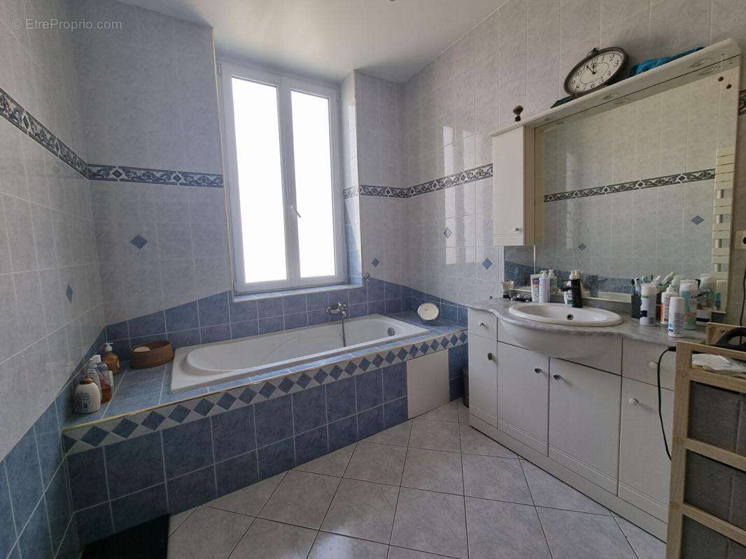Appartement à VILLEFRANCHE-SUR-SAONE
