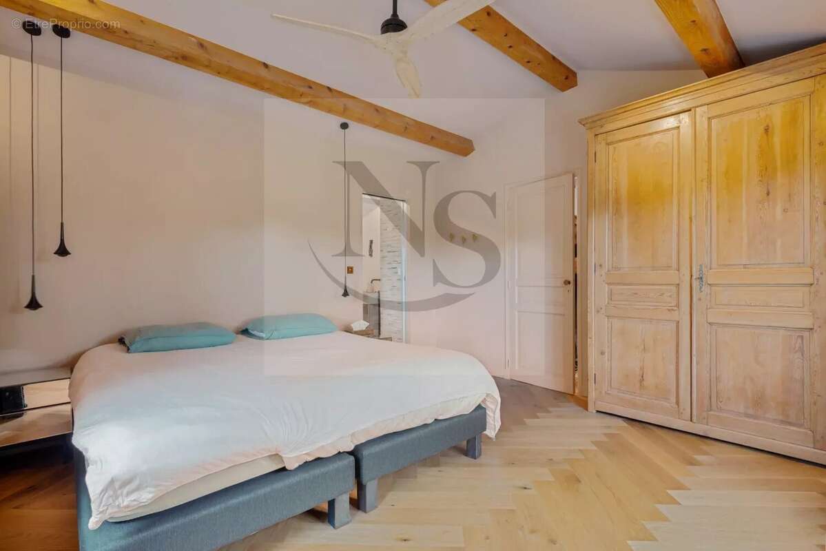 Maison à AIX-EN-PROVENCE