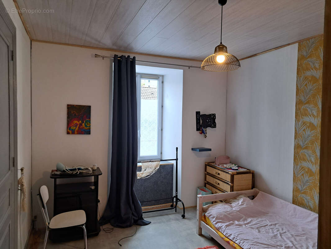 Appartement à MAZET-SAINT-VOY
