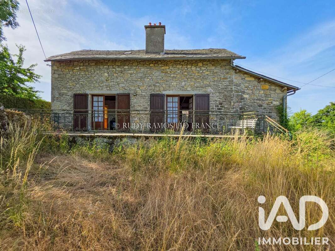 Maison 110 m² à Severac-Le-Chateau  - photo 4