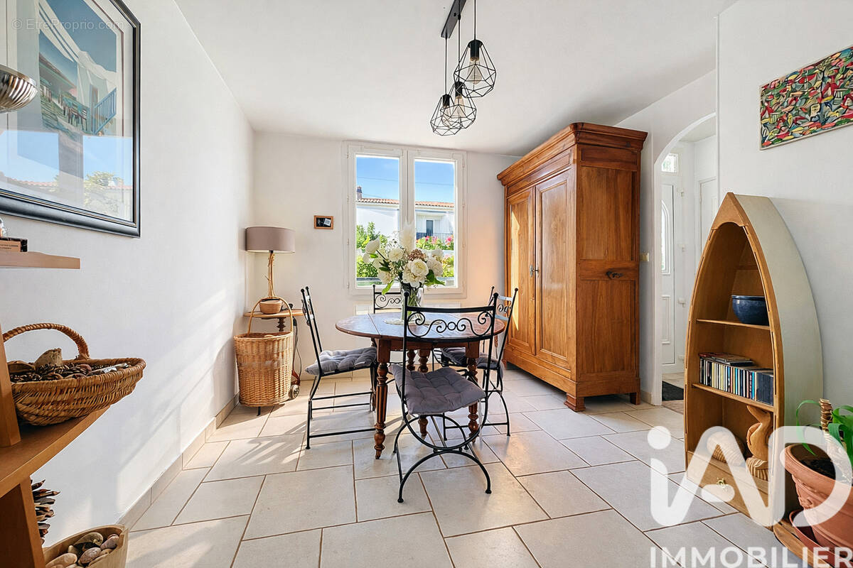 Photo 1 - Maison à LA ROCHELLE