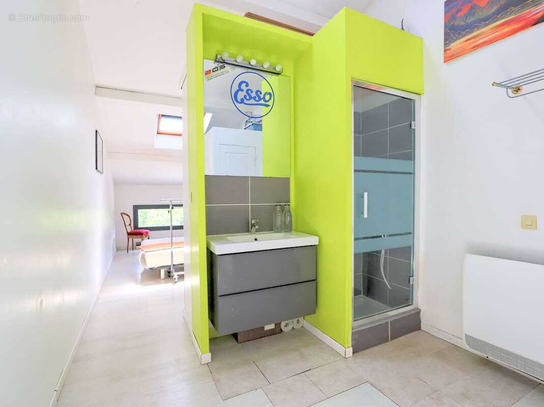 Maison à SOLLIES-PONT