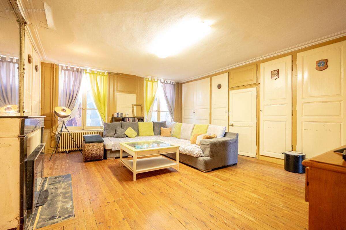 Maison à MONDOUBLEAU