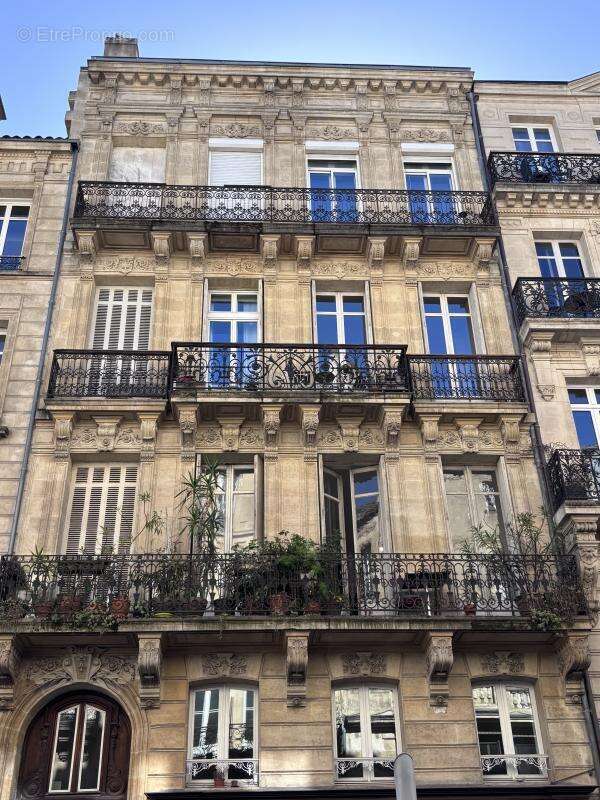 Appartement à BORDEAUX