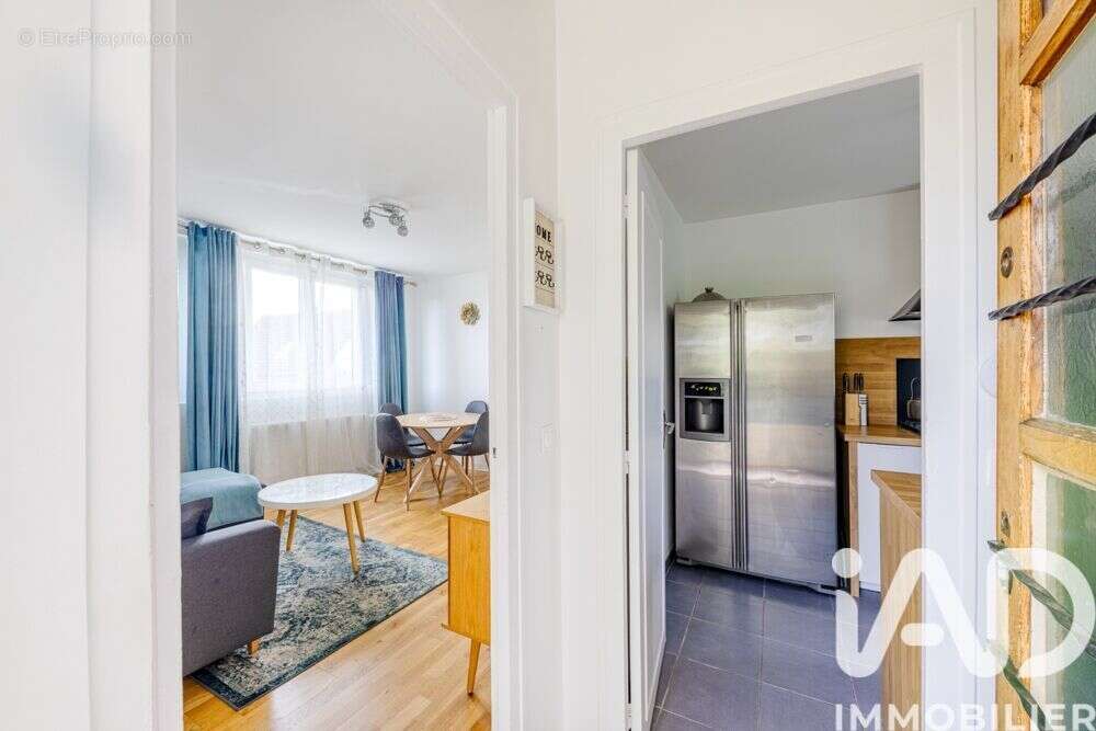 Photo 2 - Maison à TAVERNY