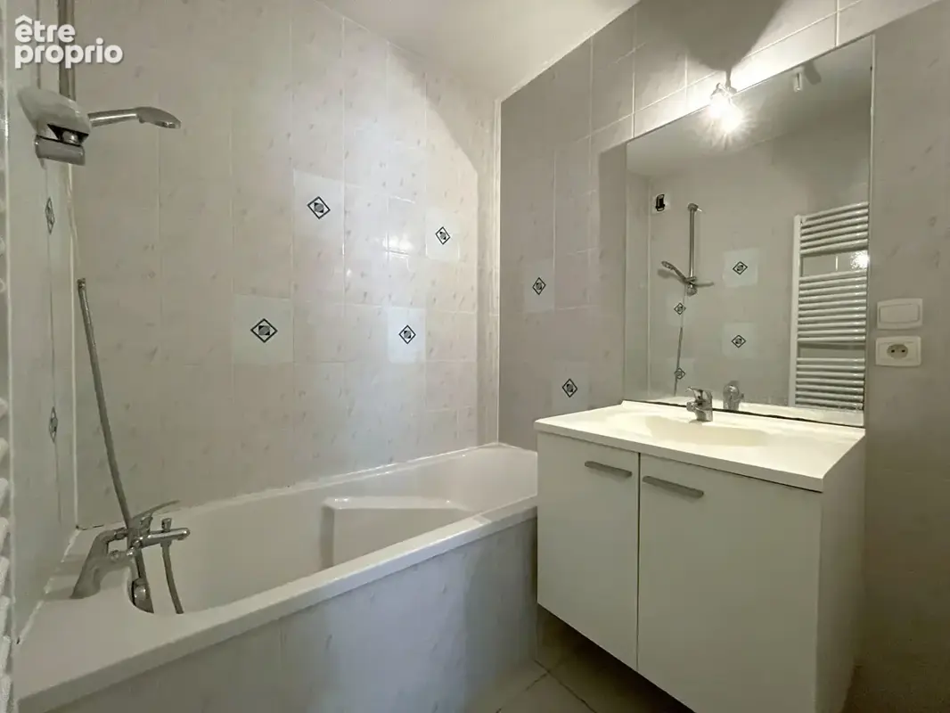 Appartement Metz Jean XXIII avec balcon, parking et ascenseur - photo 12