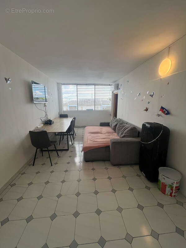 Appartement à LES ABYMES