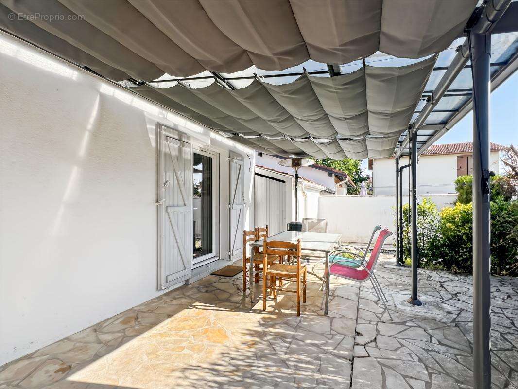 Maison à ONDRES