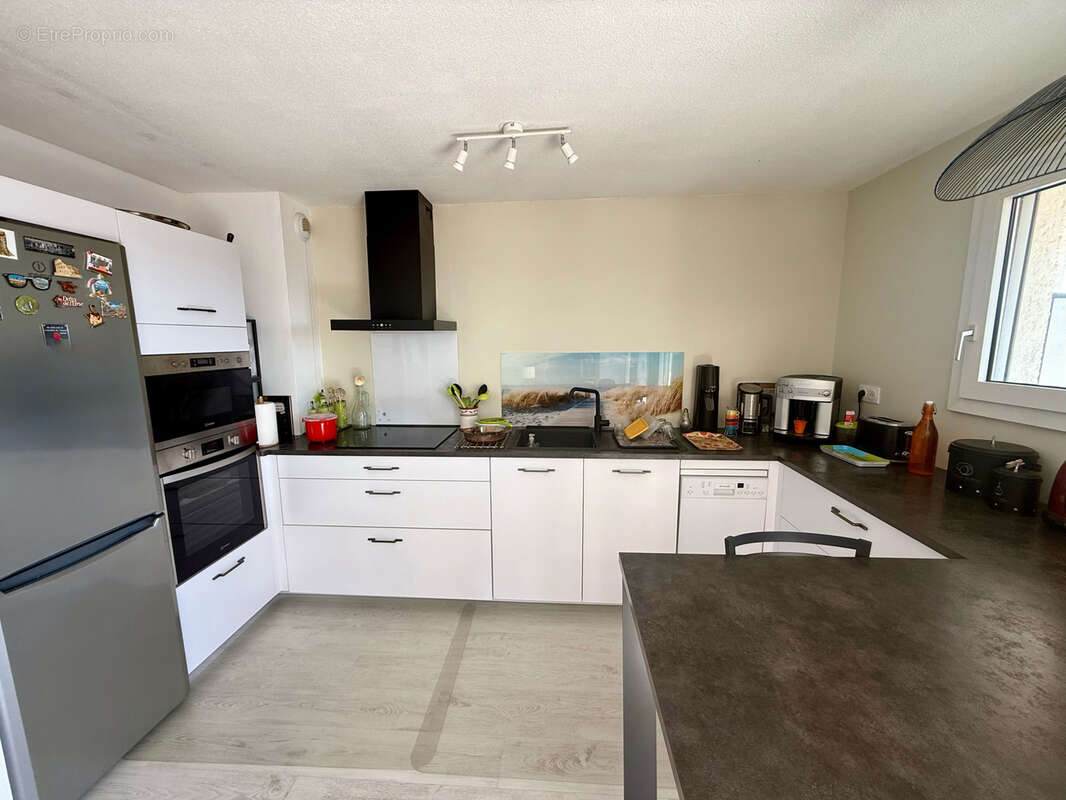 Appartement à MAUGUIO