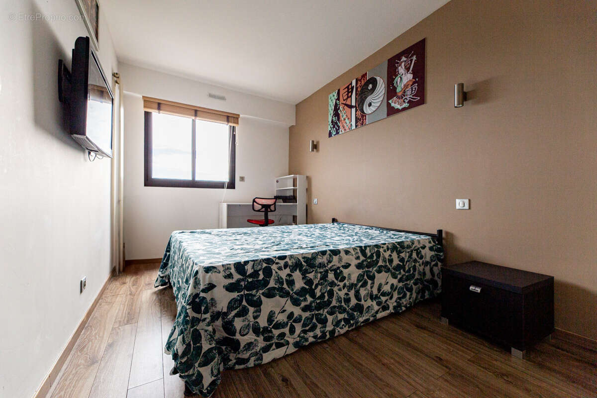 Appartement à MANDELIEU-LA-NAPOULE