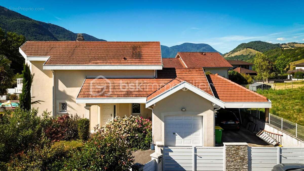 Villa d’architecte familiale de 165m2 – Vaulnaveys-le-Haut, secteur des Ecoles - photo 14