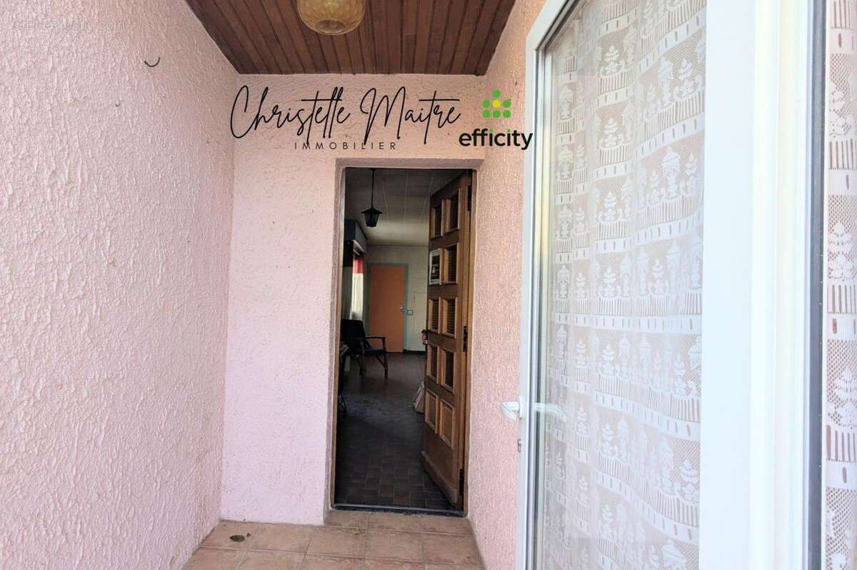 Maison à SAINT-MARTIN-DE-CRAU