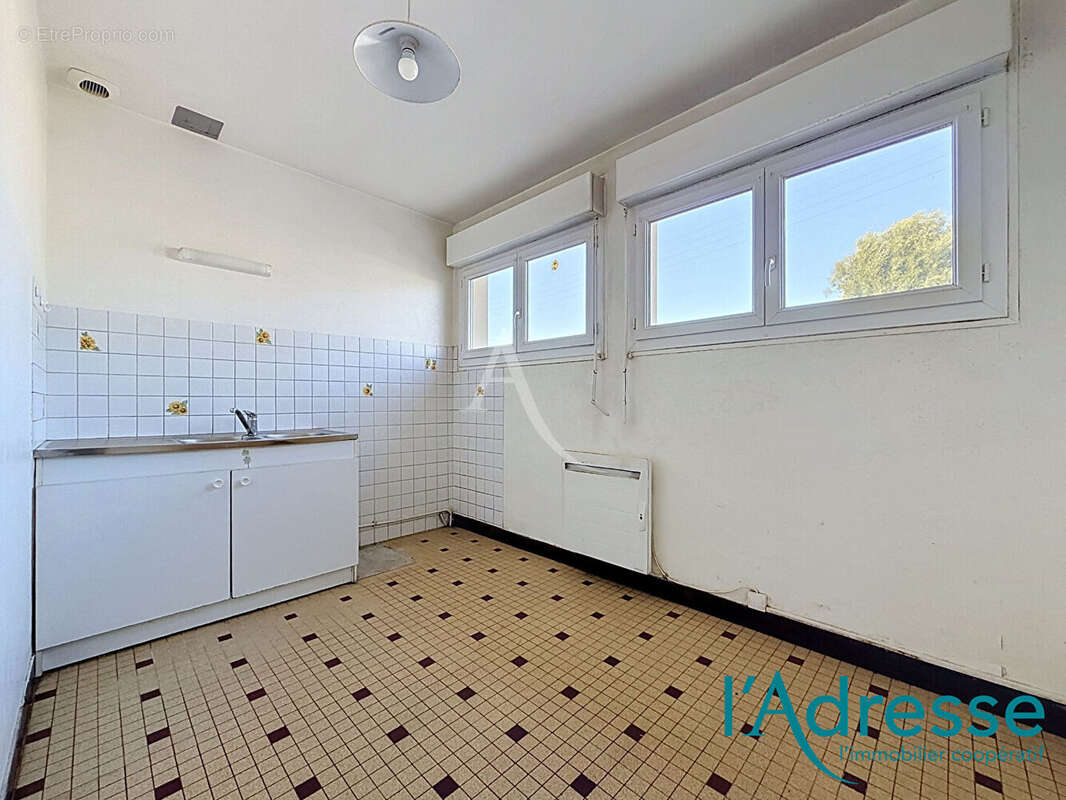 Maison avec vie de plain-pied  87 m² et sous-sol complet. - photo 4