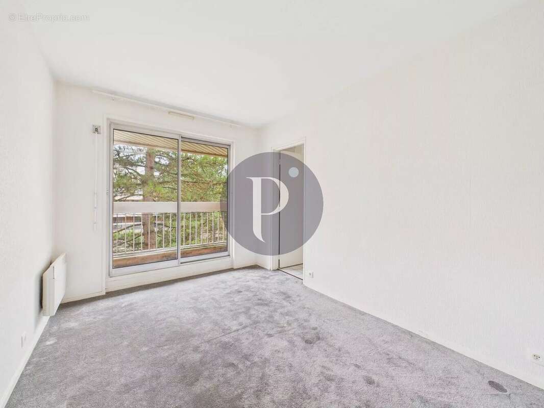 Appartement à VERRIERES-LE-BUISSON