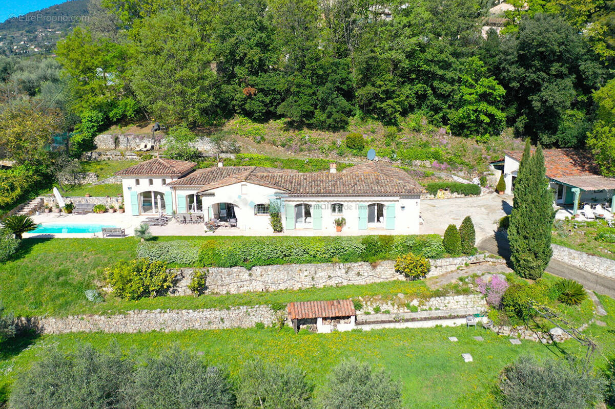 Maison à PEYMEINADE