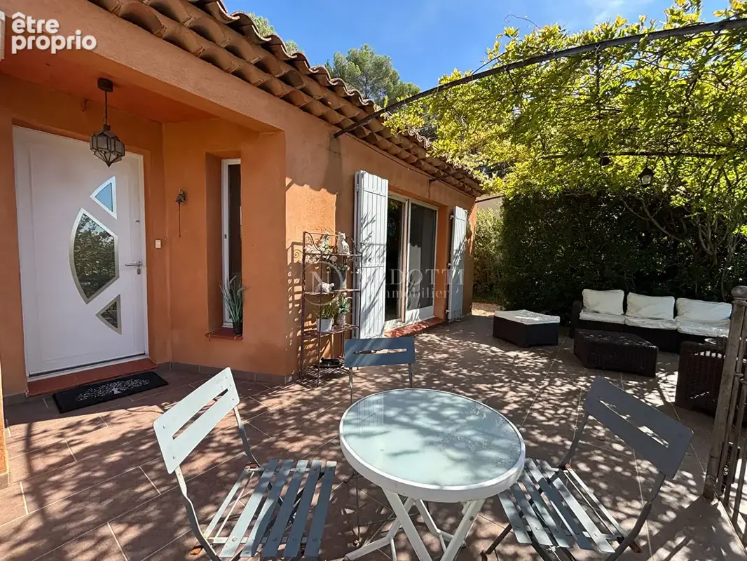 À VENDRE - EXCLUSIVITÉ- Maison Cadenet T6 avec jardin, piscine et garage - photo 5