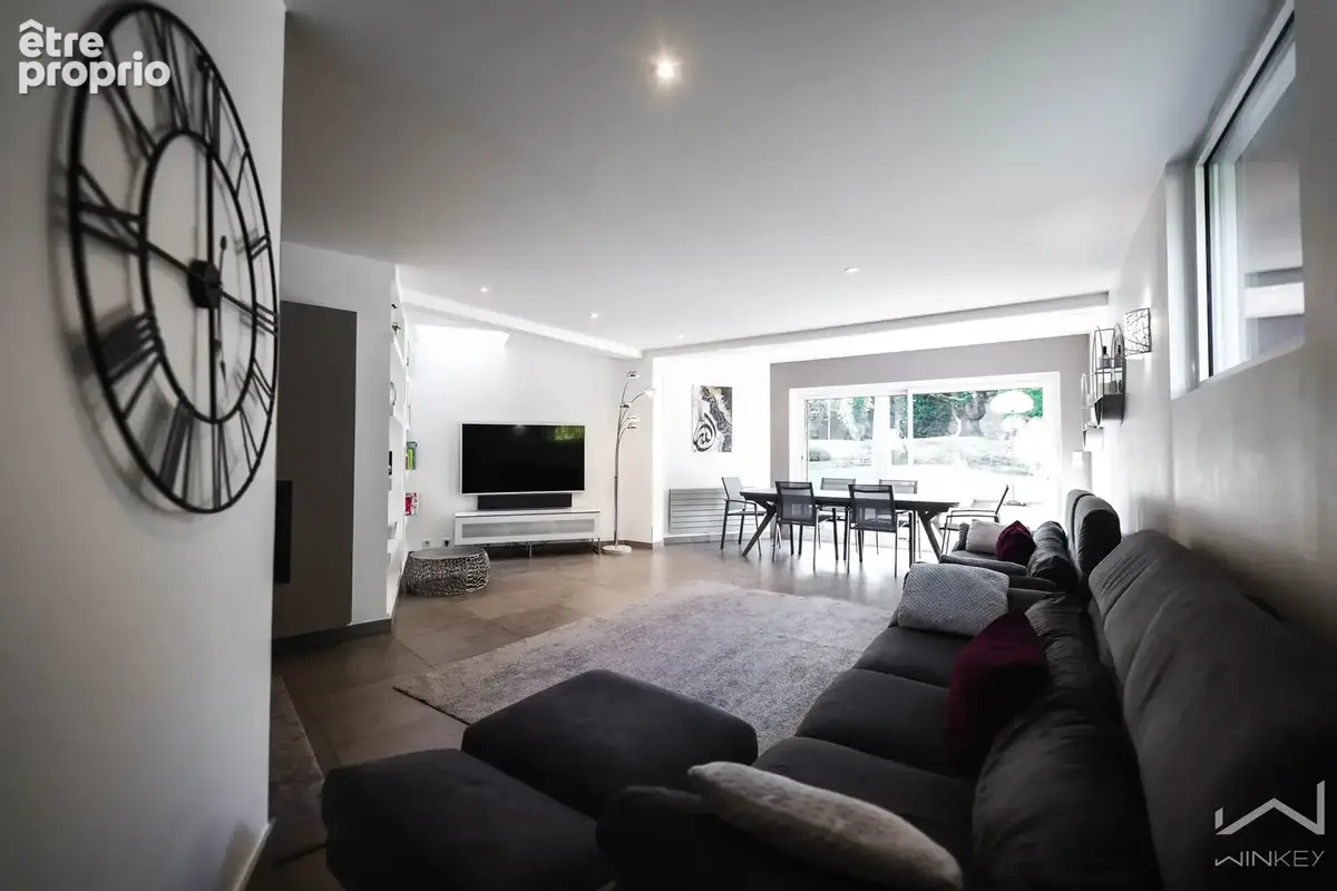 Maison de ville familiale avec dépendance aménagée, grand jardin et fort potentiel (terrain de 809m2) - photo 5