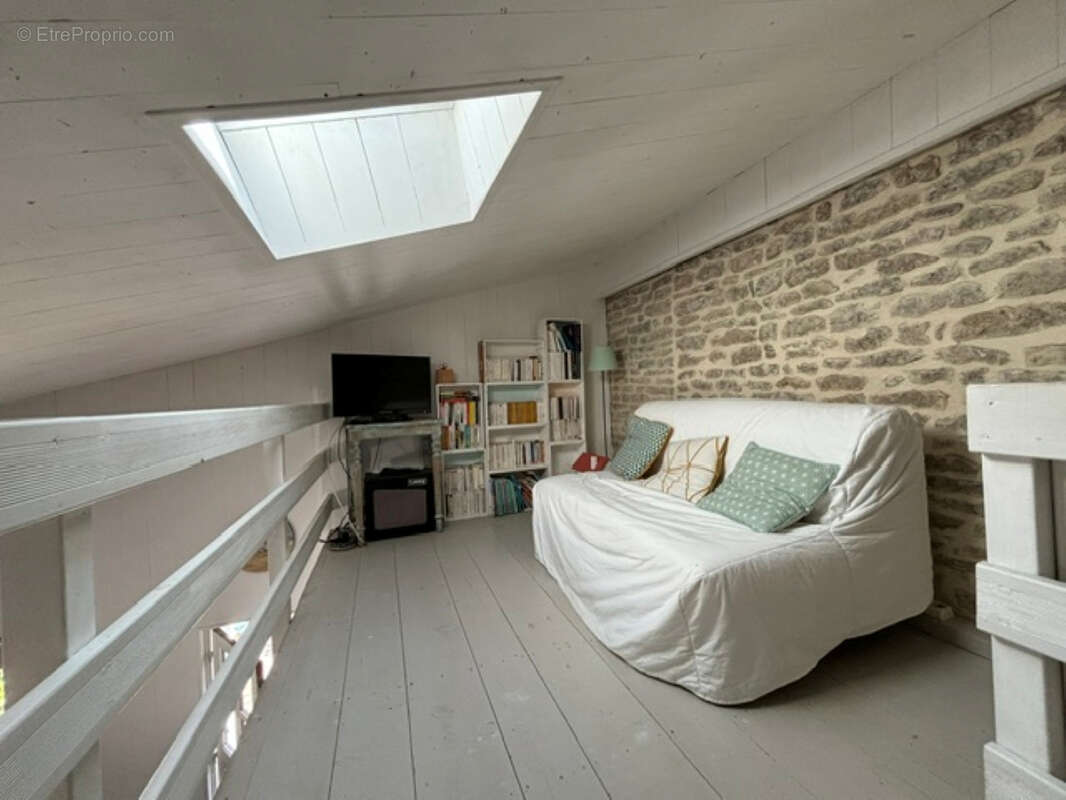 Adorable maison avec cour - photo 4