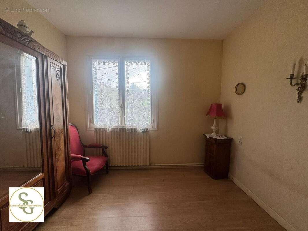 Maison 191 m² à Graulhet  - photo 4