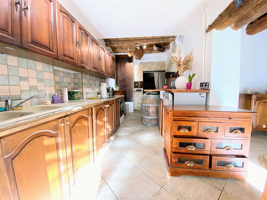 Maison à SAINT-GENIES-DE-COMOLAS