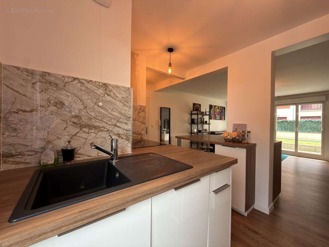 Appartement à NOYAL-CHATILLON-SUR-SEICHE
